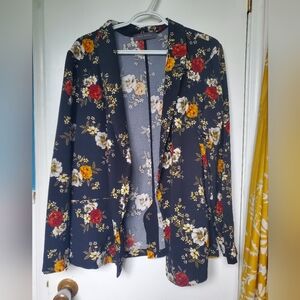 Floral Collared Blazer with fabric belt